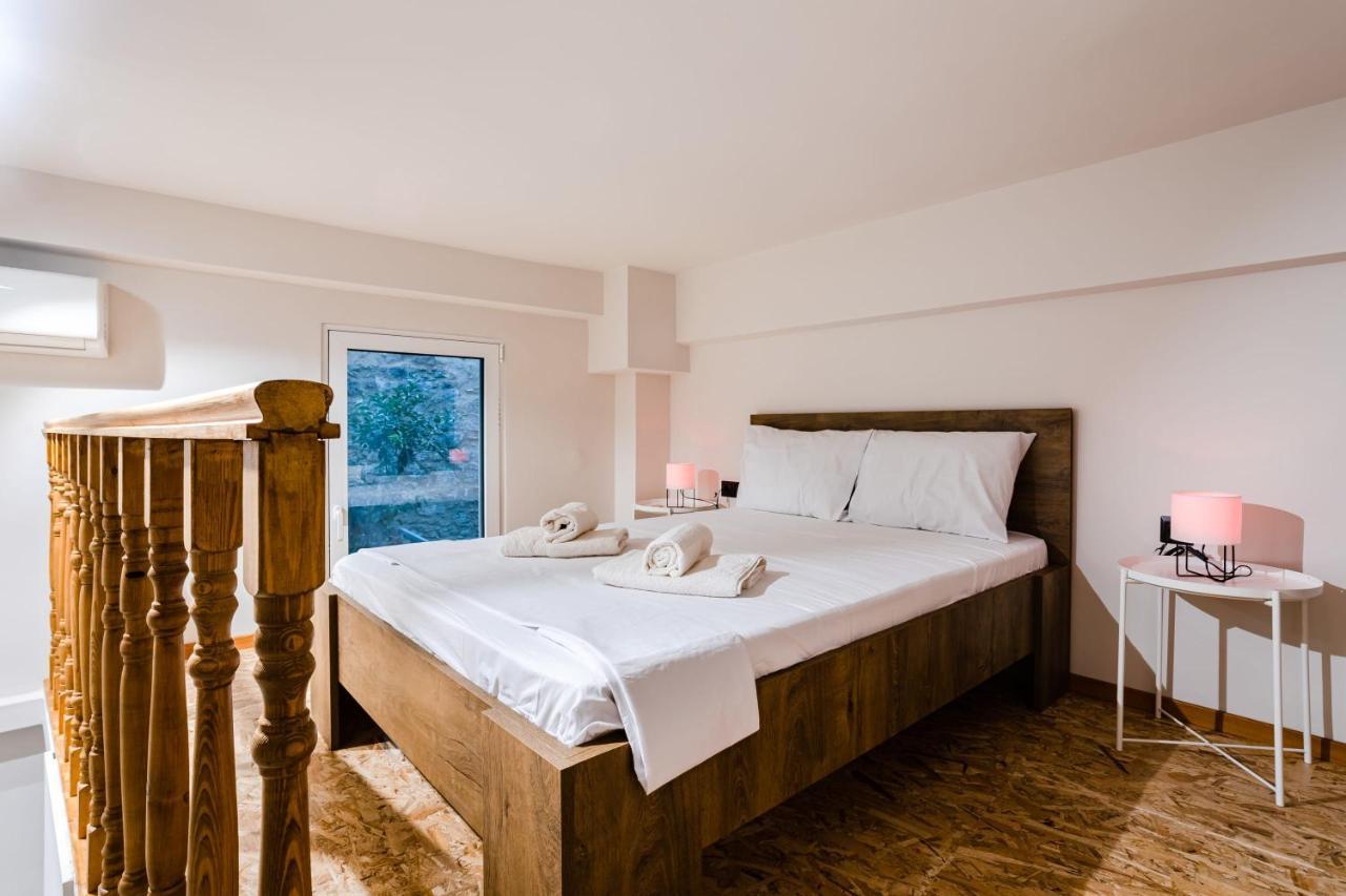 Uncover Kalamata'S Hidden Gem - Cosy City Nest Екстериор снимка